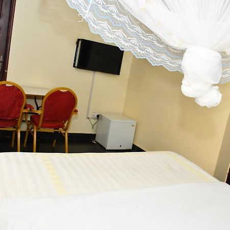 Florida Hotel Zaana Kampala Exterior foto